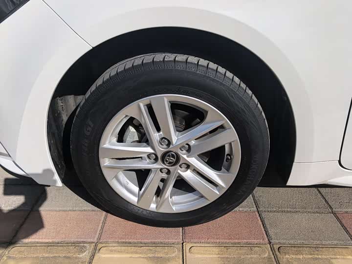 Фото 4 - Toyota Levin