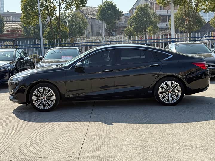 Фото 4 - Hongqi H5