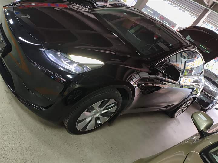 Фото 5 - Tesla Model Y
