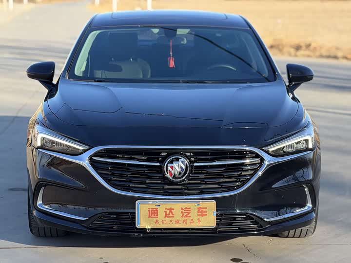 Фото 2 - Buick LaCrosse