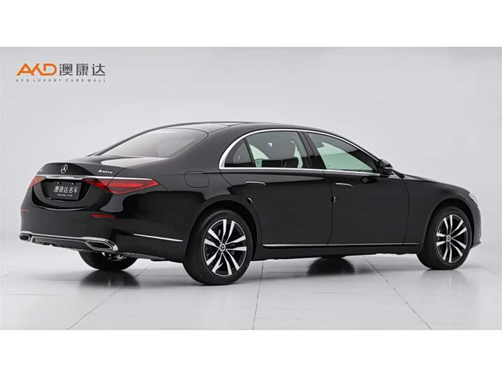 Фото 3 - Mercedes-Benz S-Class