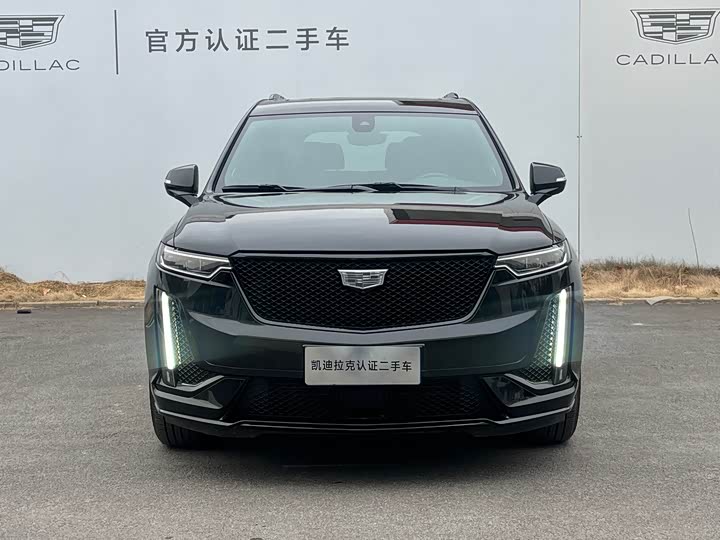 Фото 2 - Cadillac XT6