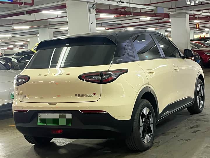 Фото 4 - Geely Galaxy Geome