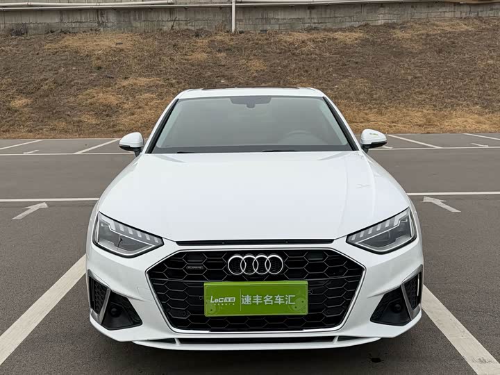 Фото 3 - Audi A4L