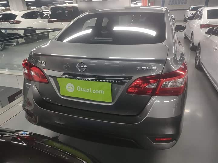 Фото 6 - Nissan Sylphy