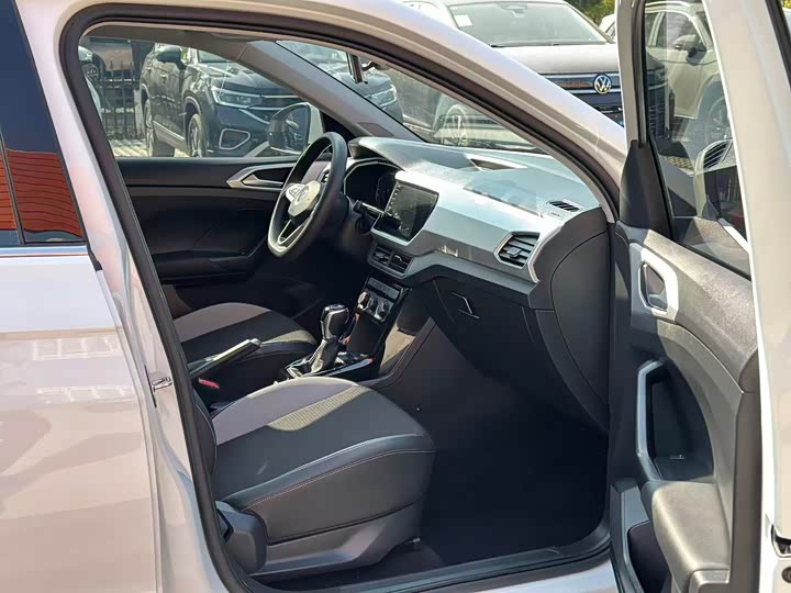 Фото 5 - Volkswagen Tacqua