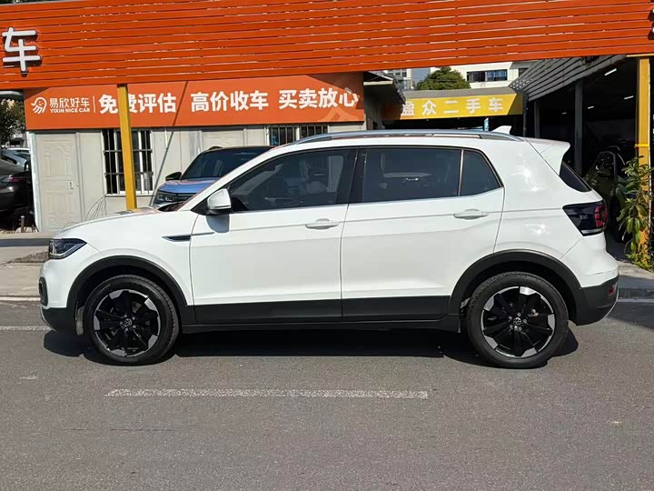 Фото 8 - Volkswagen Tacqua