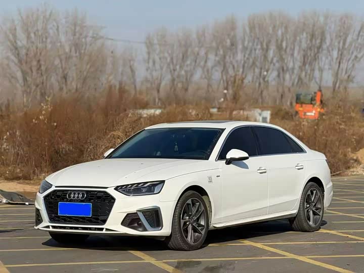 Фото 3 - Audi A4L