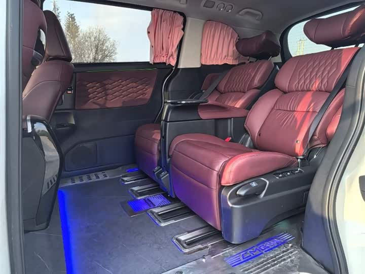 Фото 8 - Honda Elysion