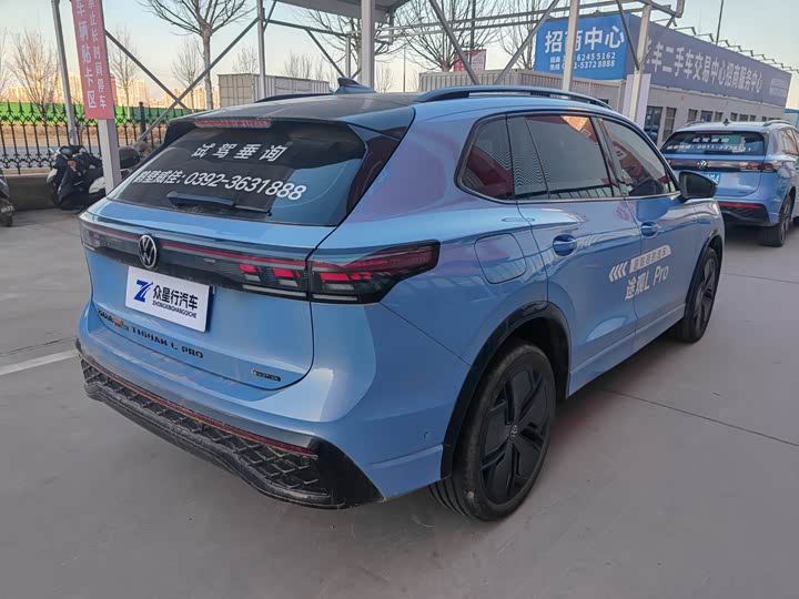 Фото 4 - Volkswagen Tiguan L Pro