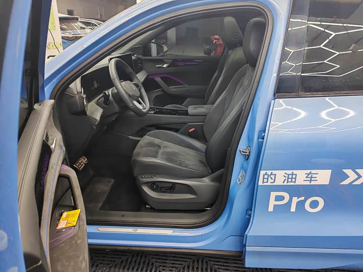 Фото 9 - Volkswagen Tiguan L Pro