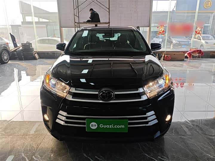 Фото 3 - Toyota Highlander