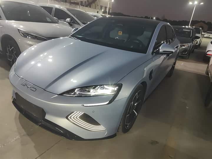 Фото 2 - BYD Seal