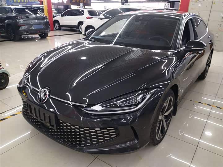 Фото 1 - Volkswagen Lamando L