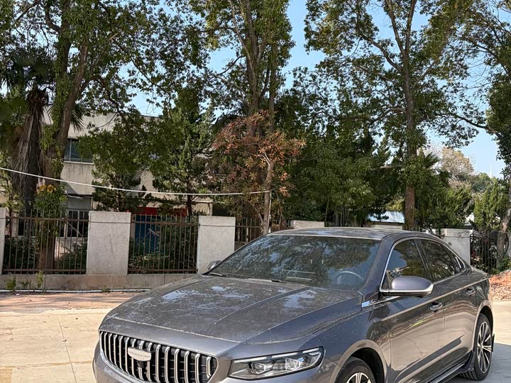 Фото 1 - Geely Preface