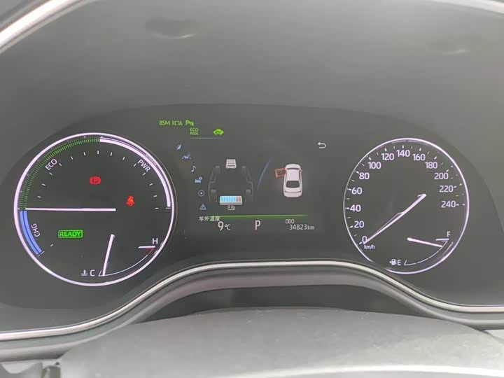 Фото 9 - Toyota Avalon