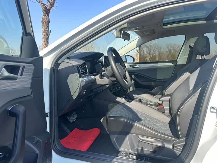 Фото 4 - Volkswagen Sagitar L