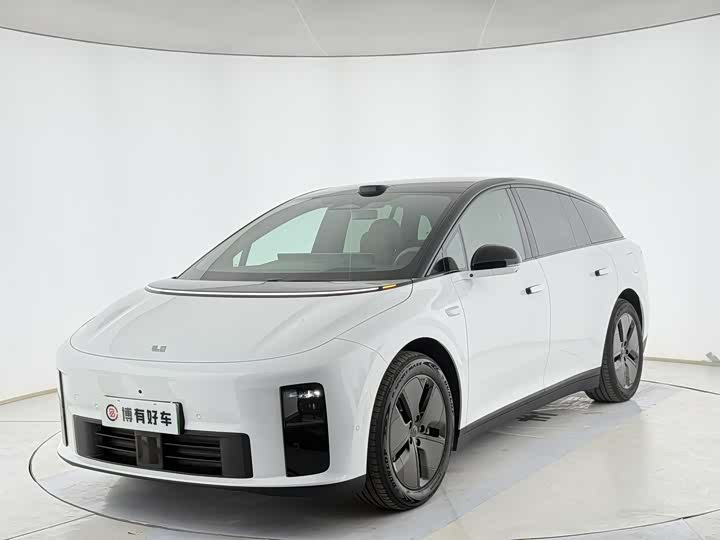 Фото 1 - LiXiang i6