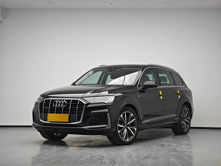 Фото 1 - Audi Q7