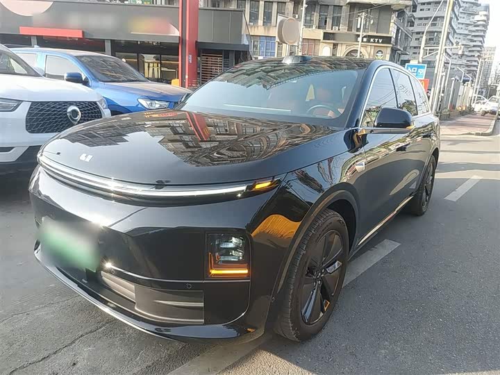 Фото 2 - LiXiang L6