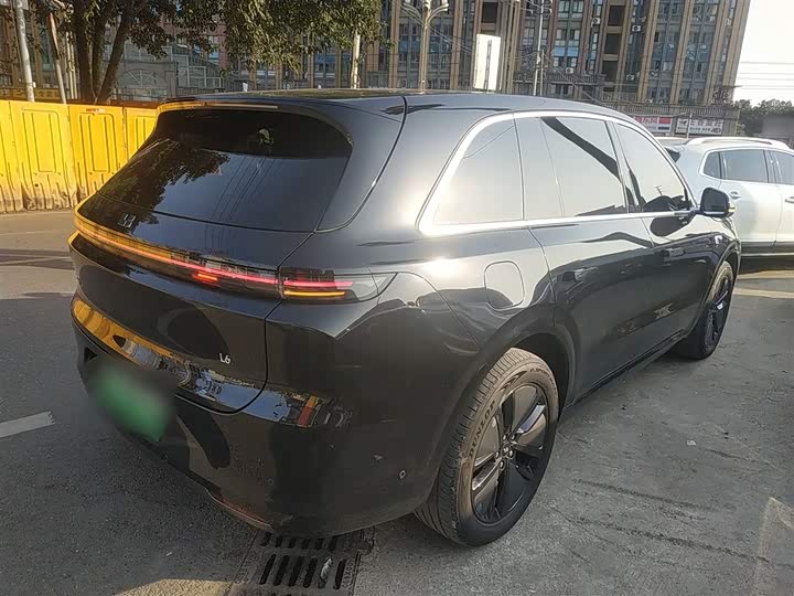 Фото 7 - LiXiang L6