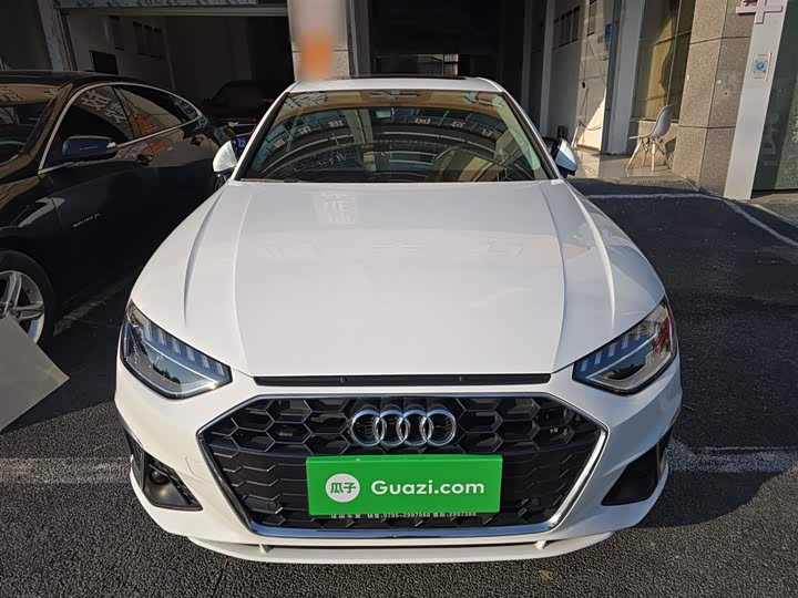 Фото 3 - Audi A4L