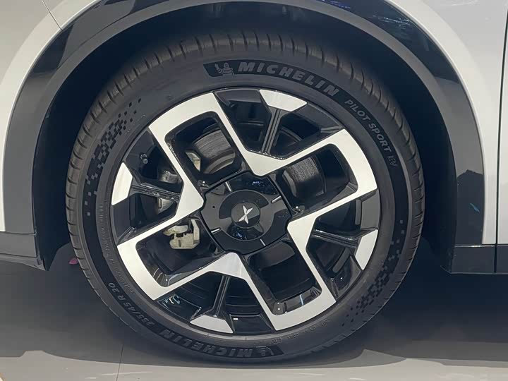 Фото 5 - XPeng G7