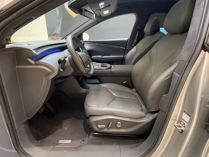 Фото 9 - XPeng G7