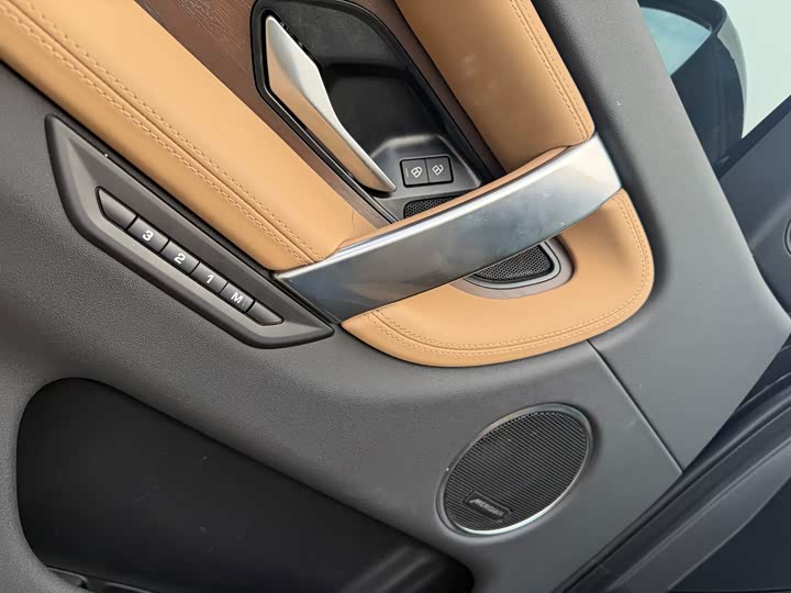 Фото 6 - Land Rover Discovery Sport