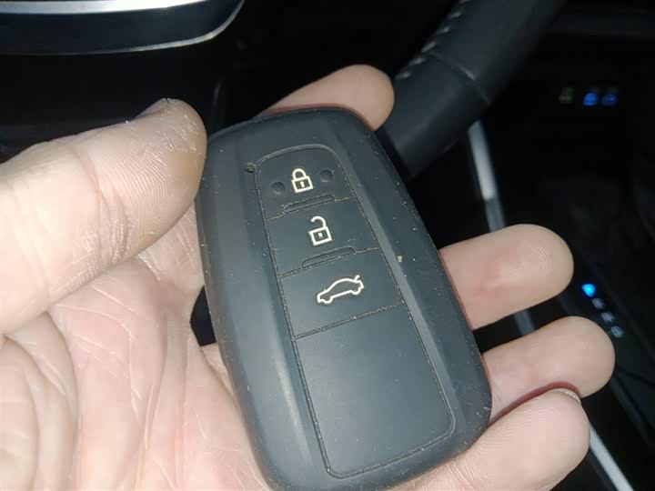 Фото 9 - Toyota Highlander