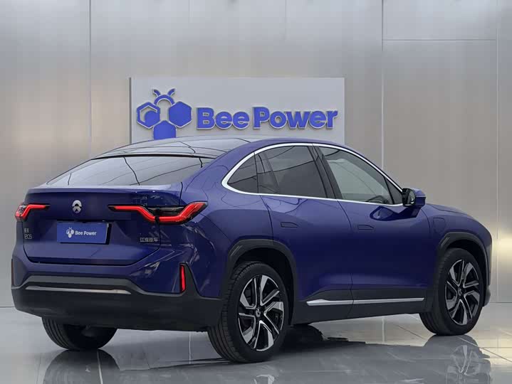 Фото 6 - Nio EC6