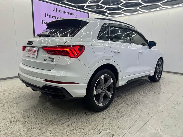 Фото 9 - Audi Q3