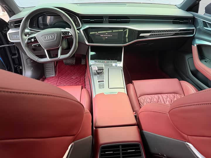 Фото 7 - Audi A7L