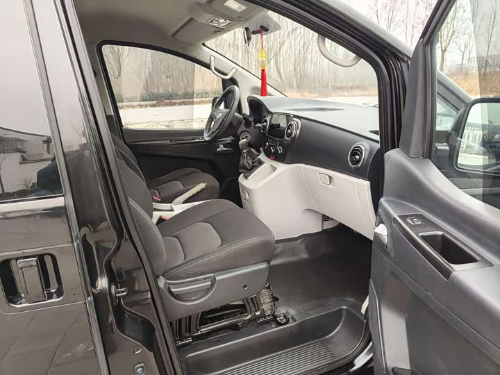 Фото 9 - JAC Refine M3