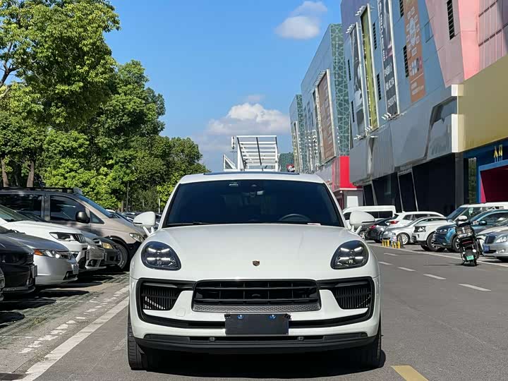 Фото 2 - Porsche Macan