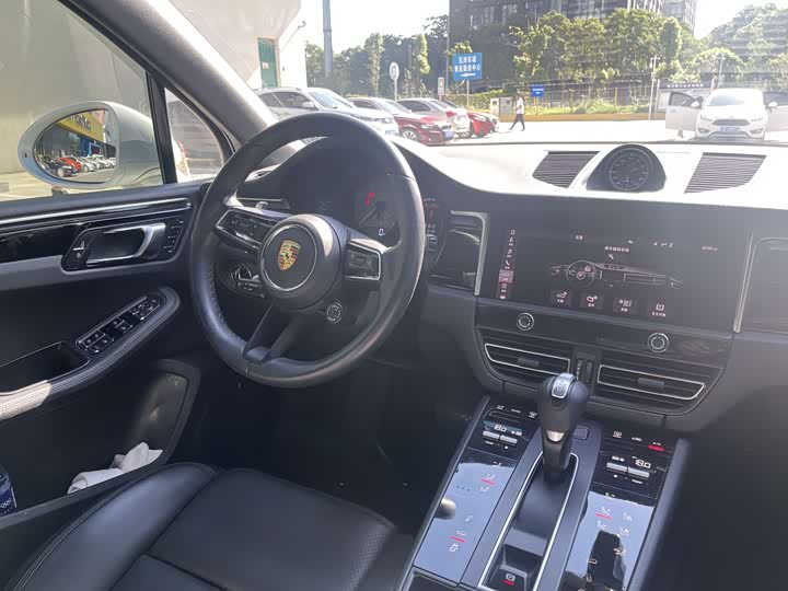 Фото 6 - Porsche Macan
