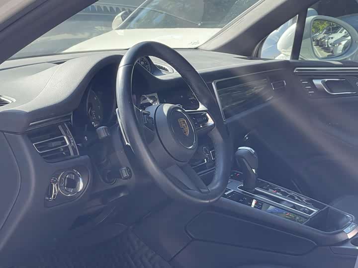 Фото 7 - Porsche Macan