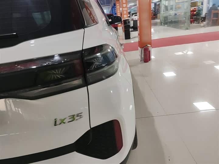 Фото 8 - Hyundai ix35 (Mufasa)