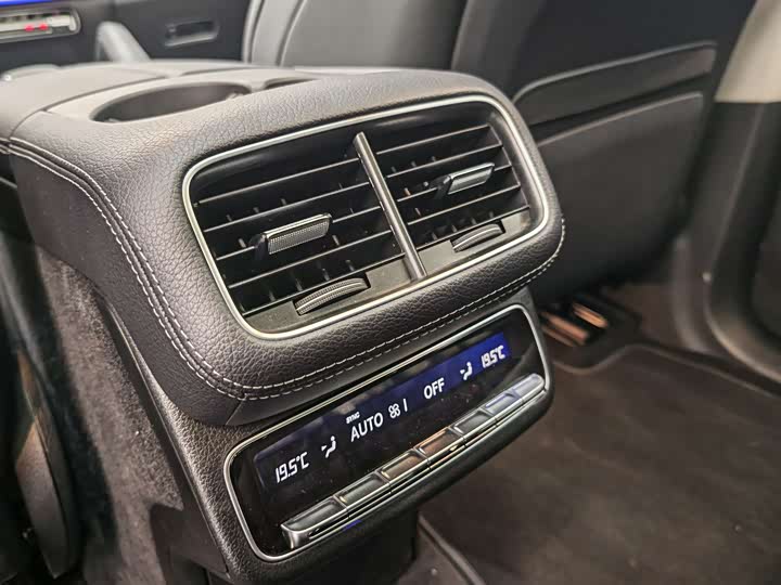 Фото 7 - Mercedes-Benz GLE-Class