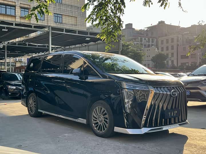 Фото 3 - GAC Trumpchi M8