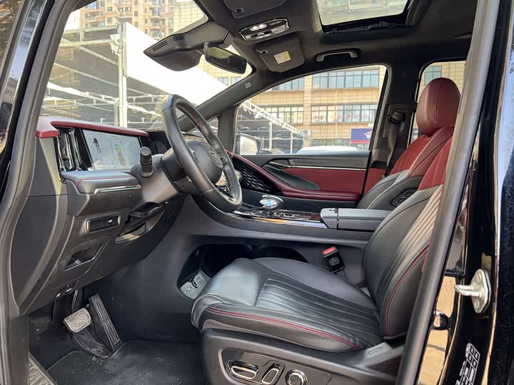 Фото 5 - GAC Trumpchi M8