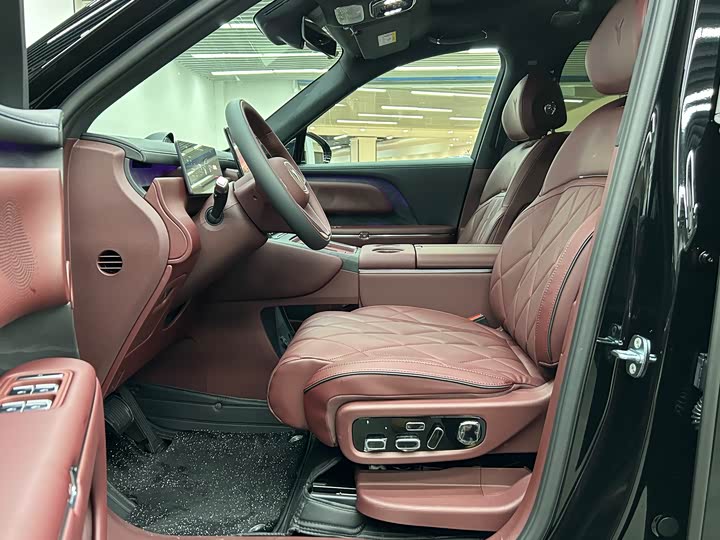 Фото 8 - Voyah Taishan