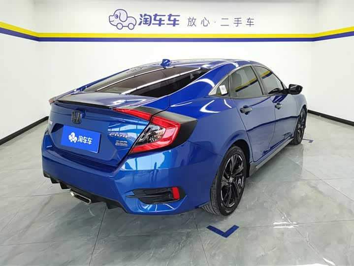 Фото 3 - Honda Civic