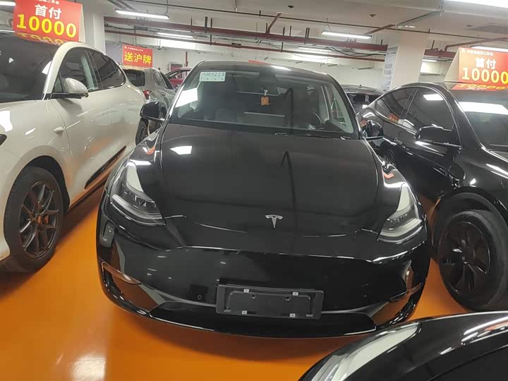 Фото 3 - Tesla Model Y