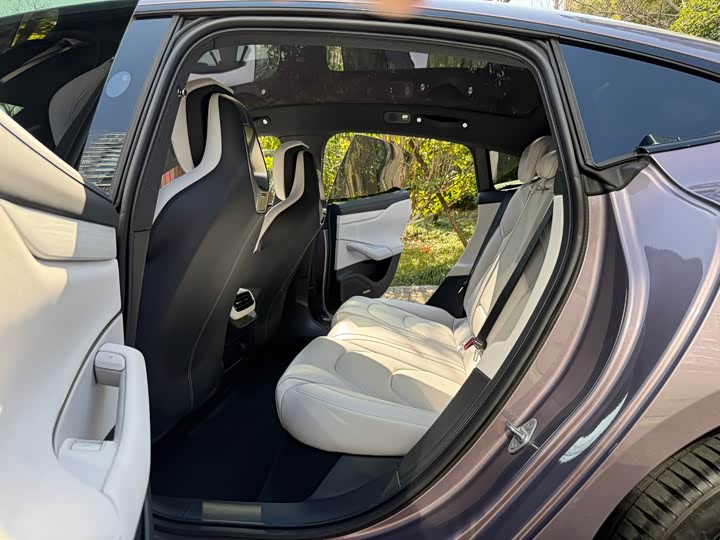 Фото 9 - Xiaomi SU7