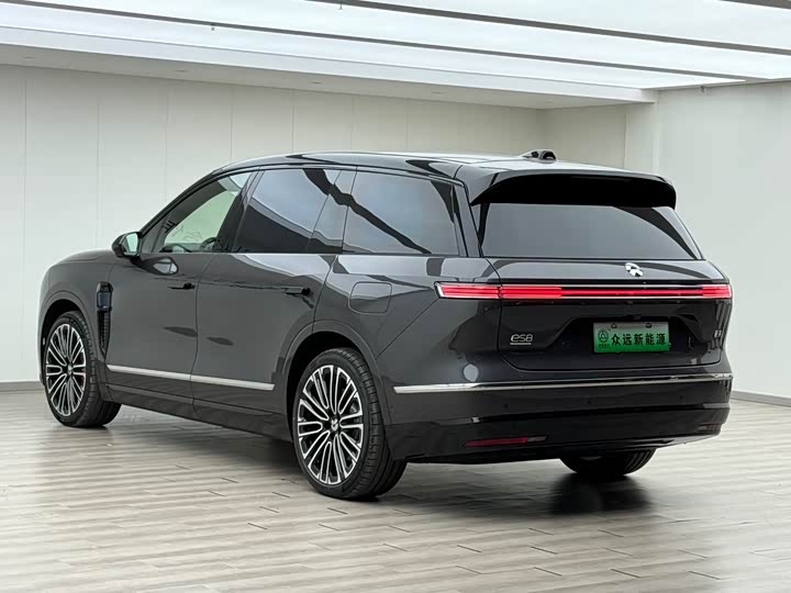 Фото 8 - Nio ES8