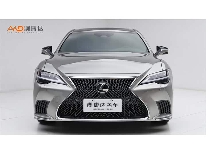 Фото 2 - Lexus LS