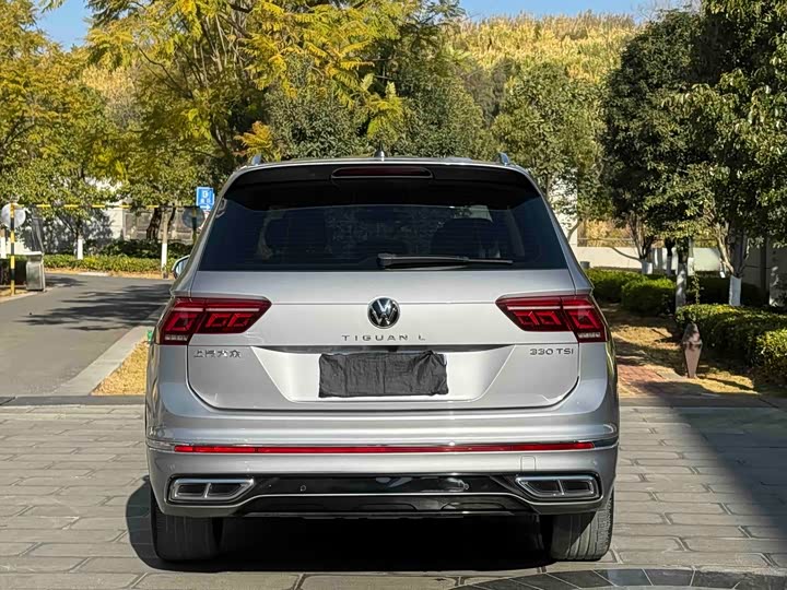 Фото 8 - Volkswagen Tiguan L Pro