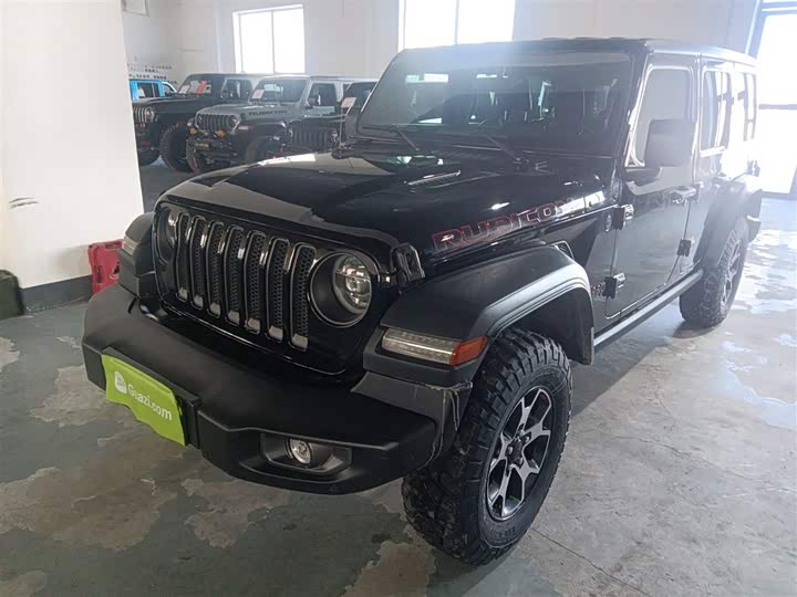 Фото 1 - Jeep Wrangler