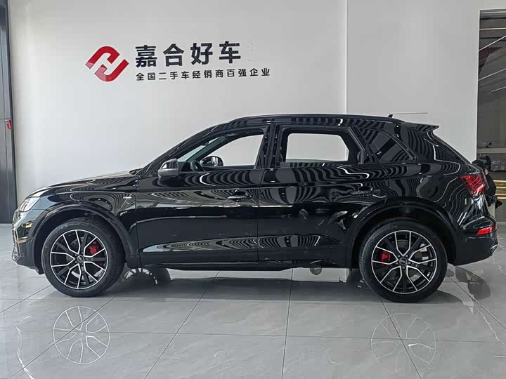 Фото 4 - Audi Q5L